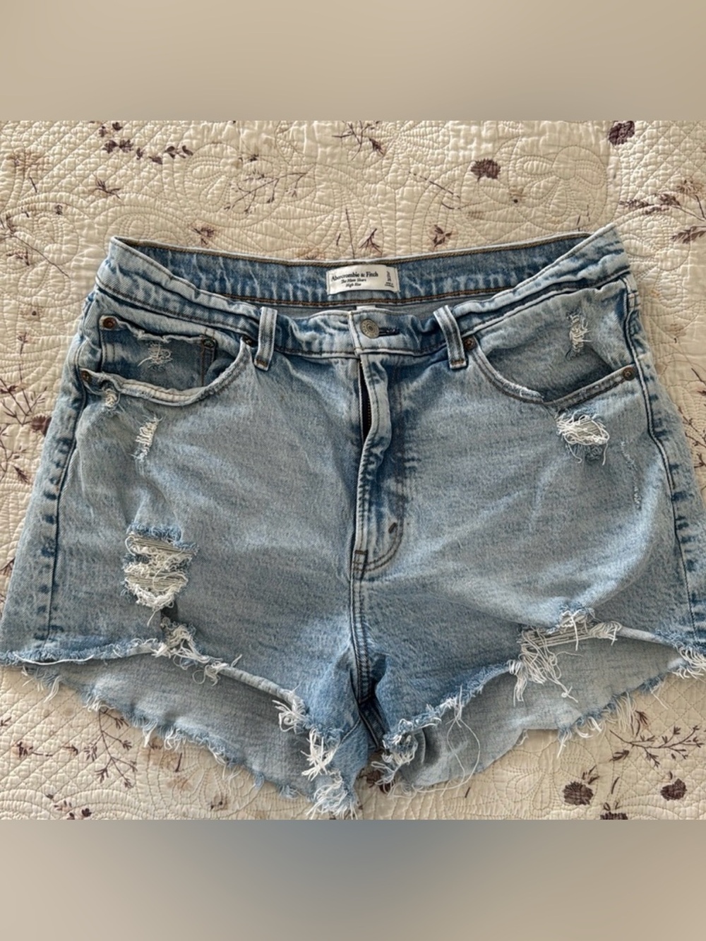 Abercrombie & Fitch Curve Love Distressed Denim Shorts